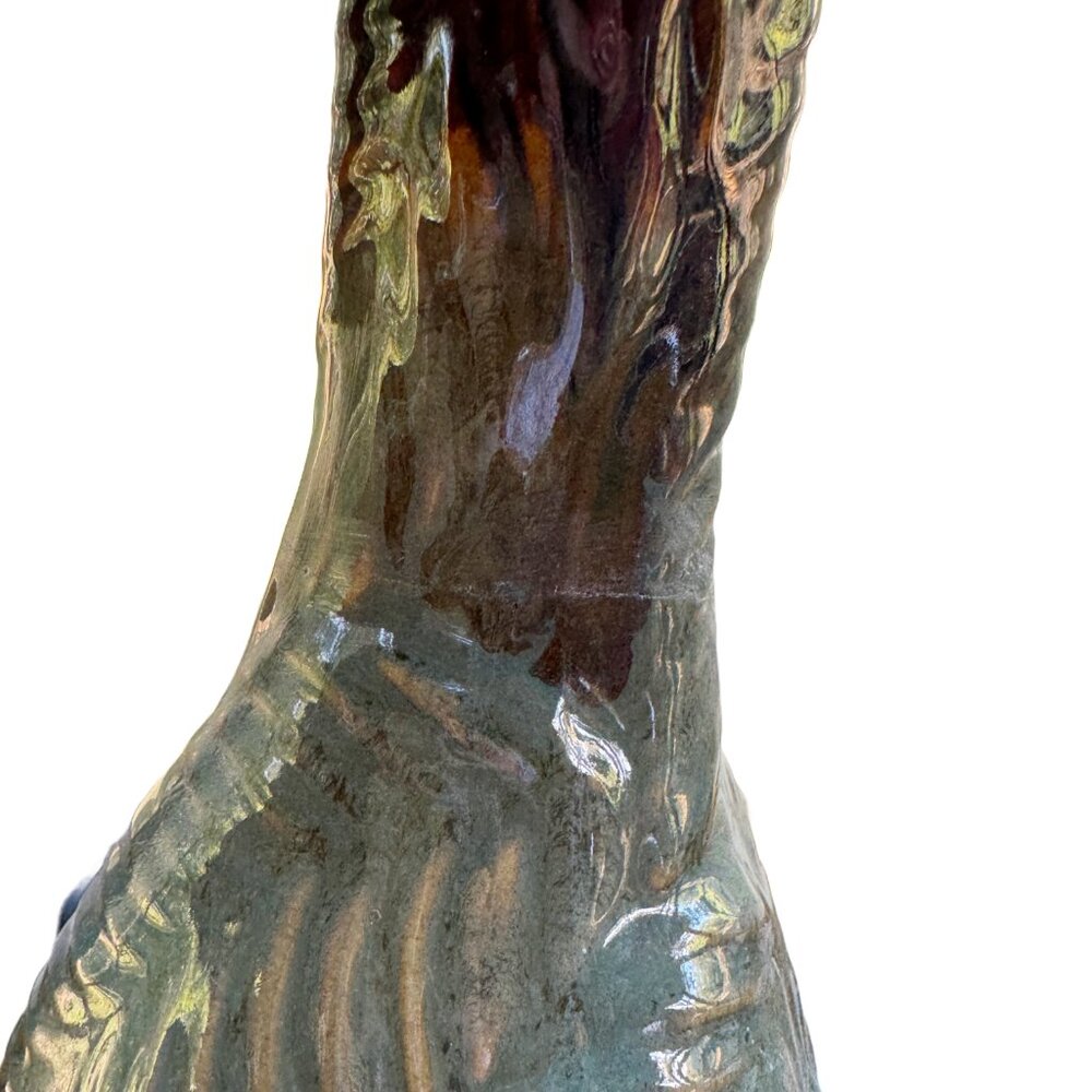 Two Gorgeous Blue-Green Vases with Embossed Leaves - Picture 13 of 15